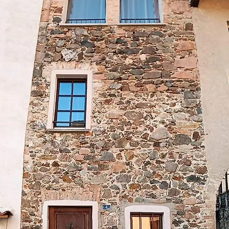 Antica Torre Del Castello Casa Ceresiana * Carabietta